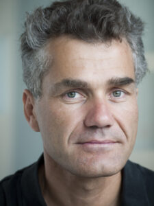 Yves Genier