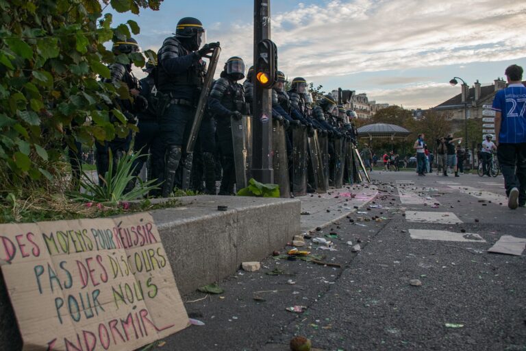 La France a la gueule de bois, et s&rsquo;interroge sur son avenir